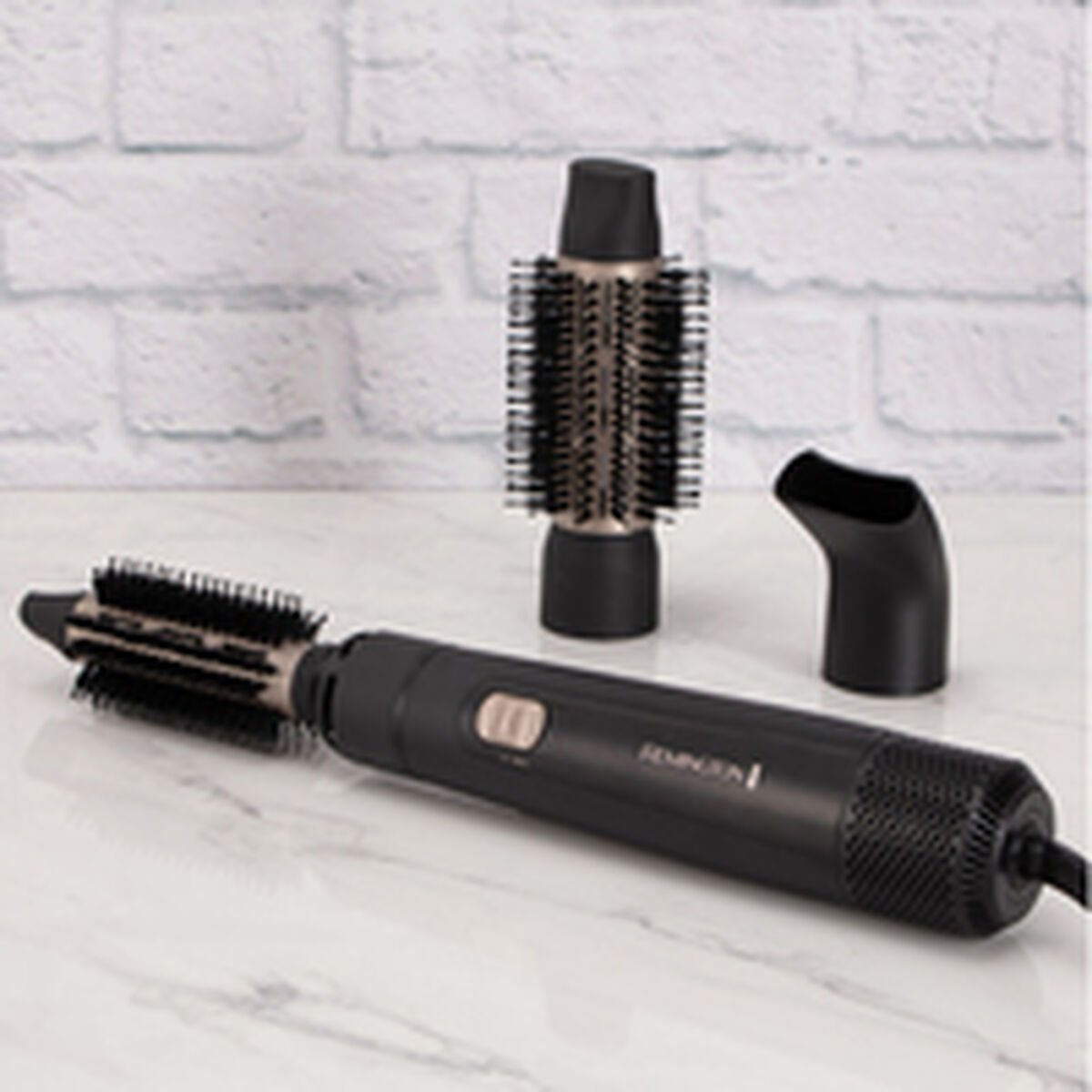 Muotoiluharja Remington 800 W
